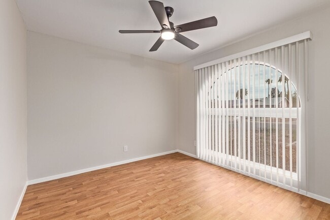 Building Photo - Beautifully updated Ranch Style Home