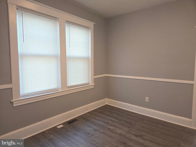 Building Photo - 2911 Markley Ave