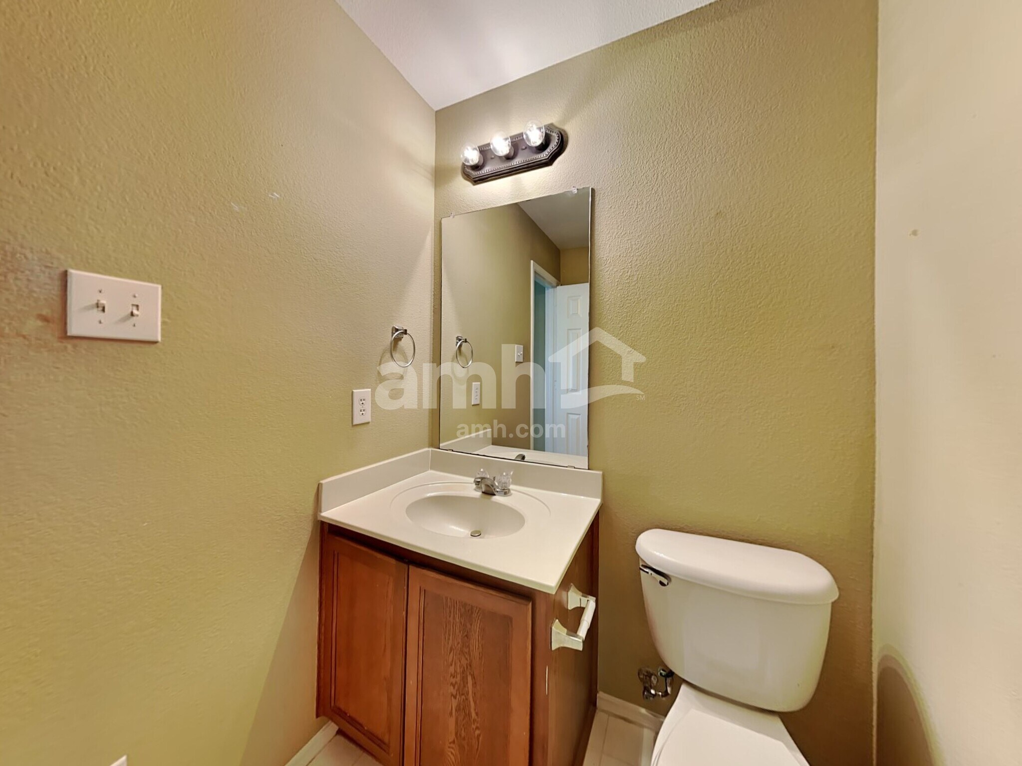 Building Photo - 1809 Trego Dr