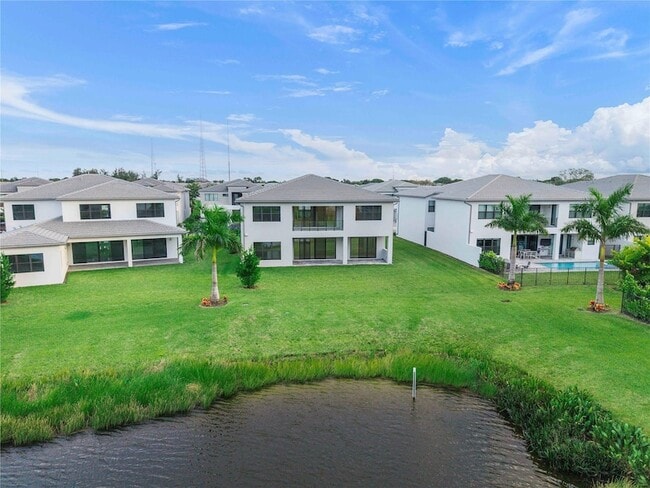 Building Photo - 20119 Pacific Dunes Dr