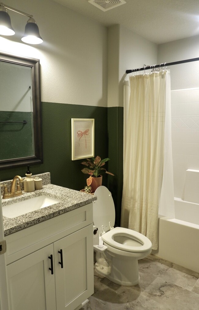 Building Photo - 6841 Nelson St