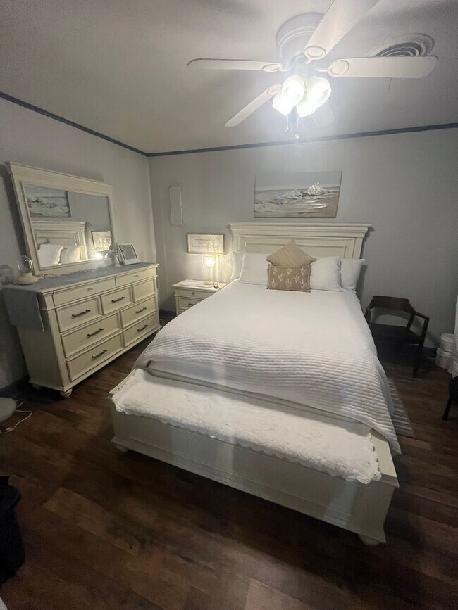 Building Photo - 2518 Campus Ct