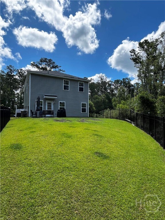 Building Photo - 87 Hammock Dr