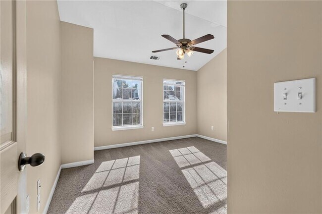 Building Photo - 2161 Del Lago Cir