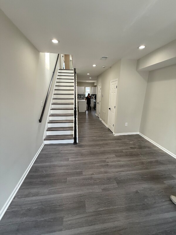 Building Photo - 503 N Glover St
