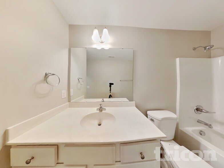 Building Photo - 113 Cornfield Ln