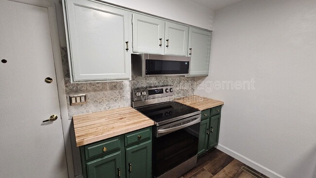 Building Photo - 2044 W 101st Ave