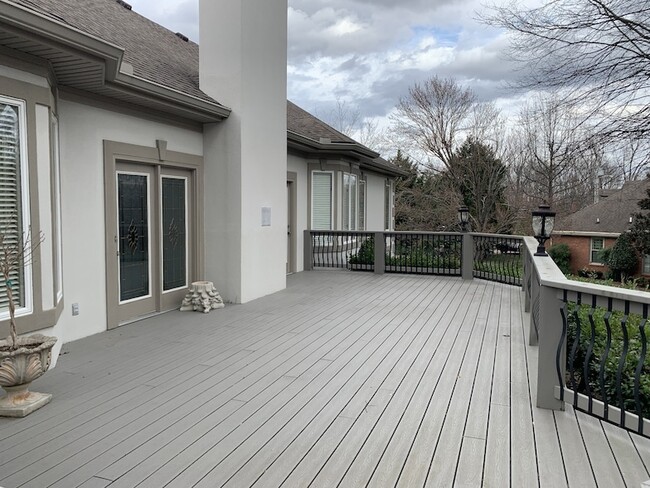 Building Photo - 111 Geers Ct