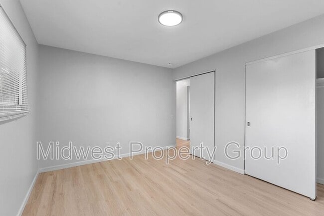 Building Photo - 1450 Tahoe Dr