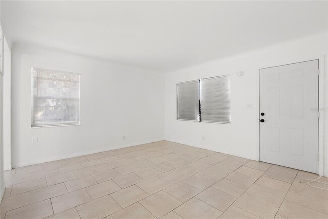 Building Photo - 1721 41st St S