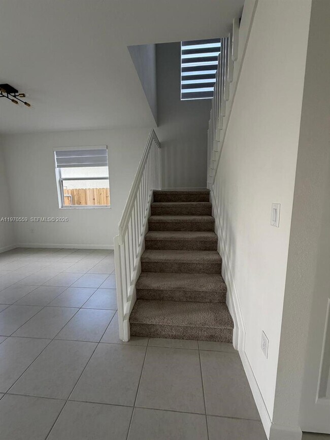 Building Photo - 2638 SE 9th St