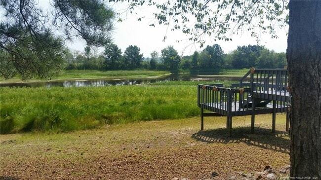 Building Photo - 185 Cranes Cove