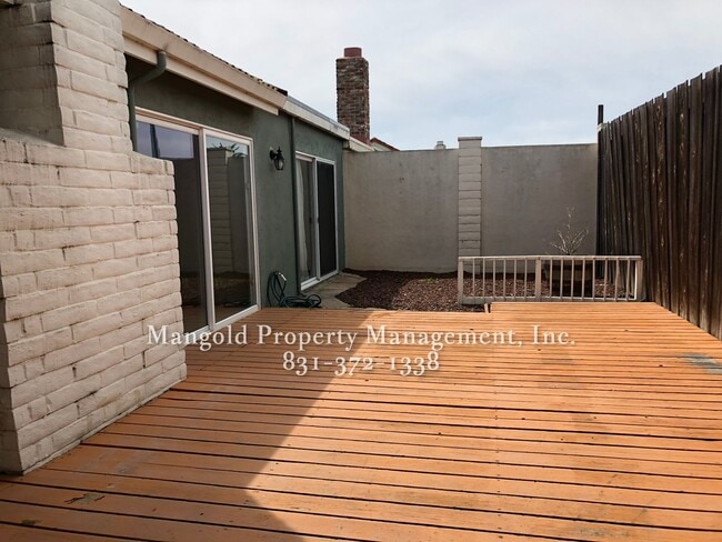 Building Photo - Charming 2-Bed 1-Bath Home with Vaulted Ce...