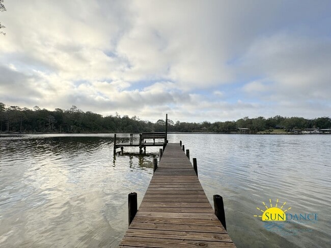 Building Photo - Waterfront Home in sought after Poquito Bayou, Shalimar!