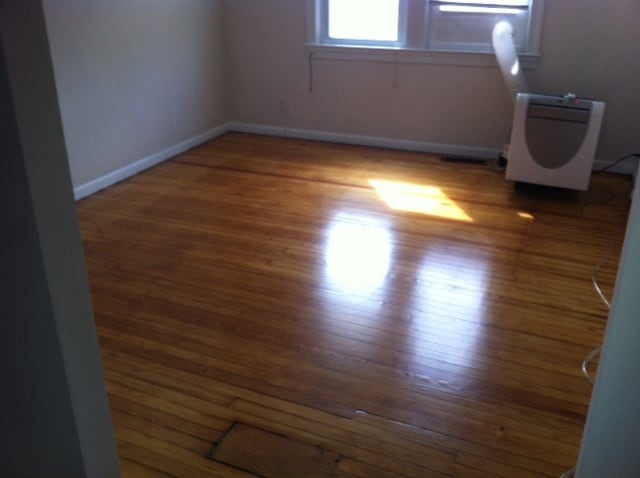 Building Photo - 126 Colonial Ave