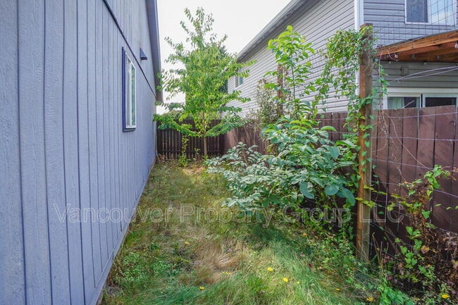 Building Photo - 13712 NE 91st St
