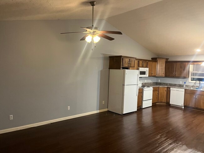 Building Photo - 3812 Charlie Moran Hwy