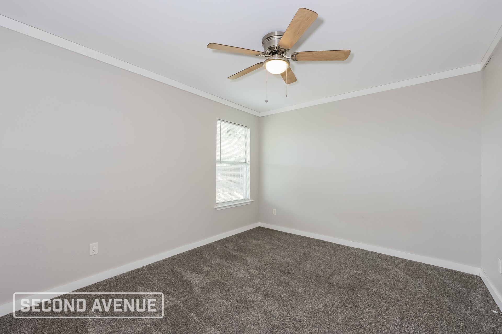 Building Photo - 406 Lone Star Park Ln