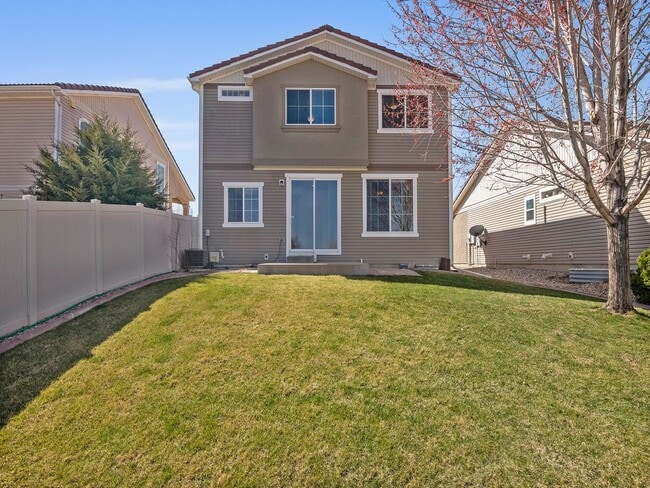 Building Photo - Gorgeous Johnstown Home with Attached Garage and Open Layout!