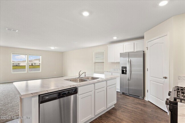 Building Photo - 158 Albacete Rd