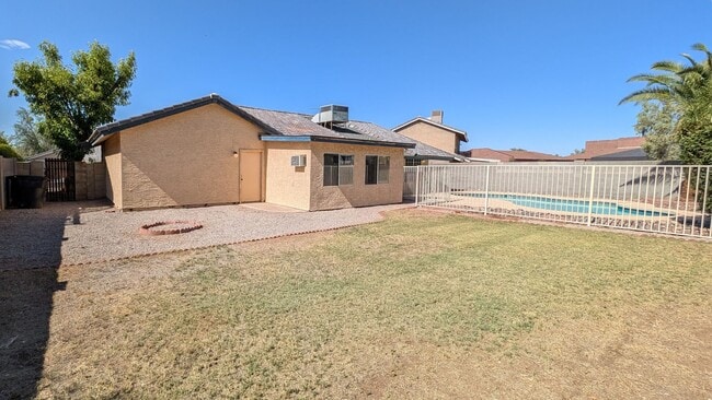 Building Photo - 3 Bedroom Home in the Canyon Run at the Pr...