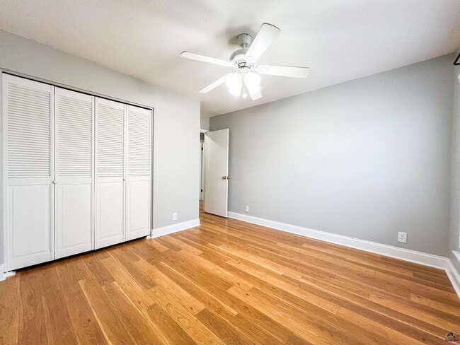 Building Photo - 1205 Morningside Dr