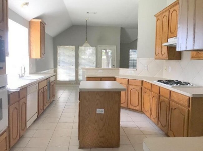 Building Photo - 1311 Pine Mills Dr
