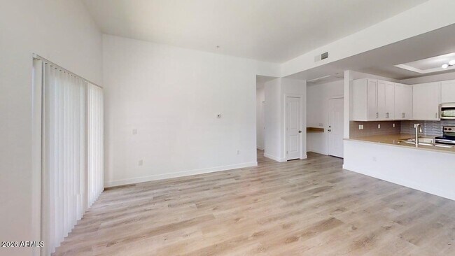 Building Photo - 9160 N 67th Ave