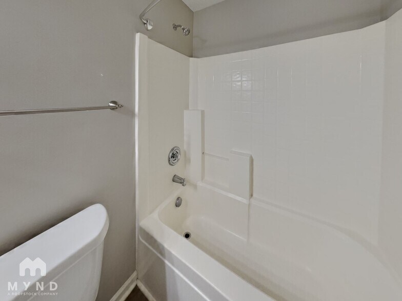 Building Photo - 6325 McIntyre Ridge Dr