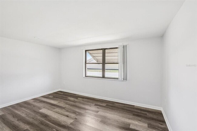 Building Photo - 4015 Litchfield Dr