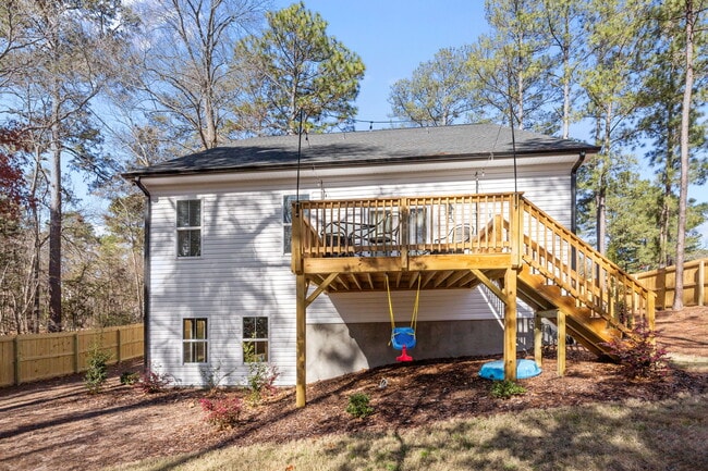 Building Photo - 346 Gun Club Dr