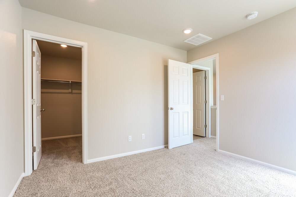 Building Photo - 849 Tarragon Rd