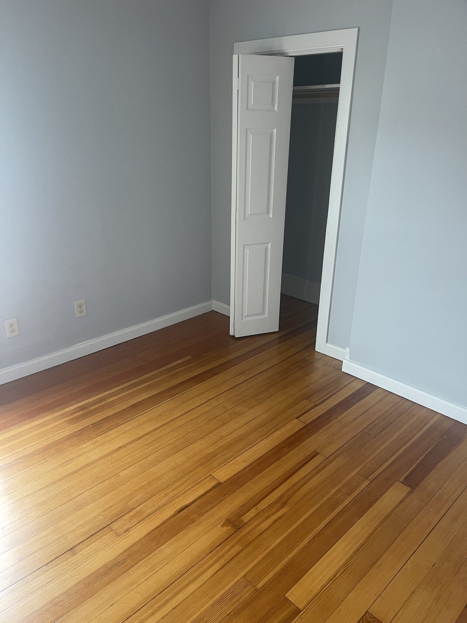 Building Photo - 16 Hanna St