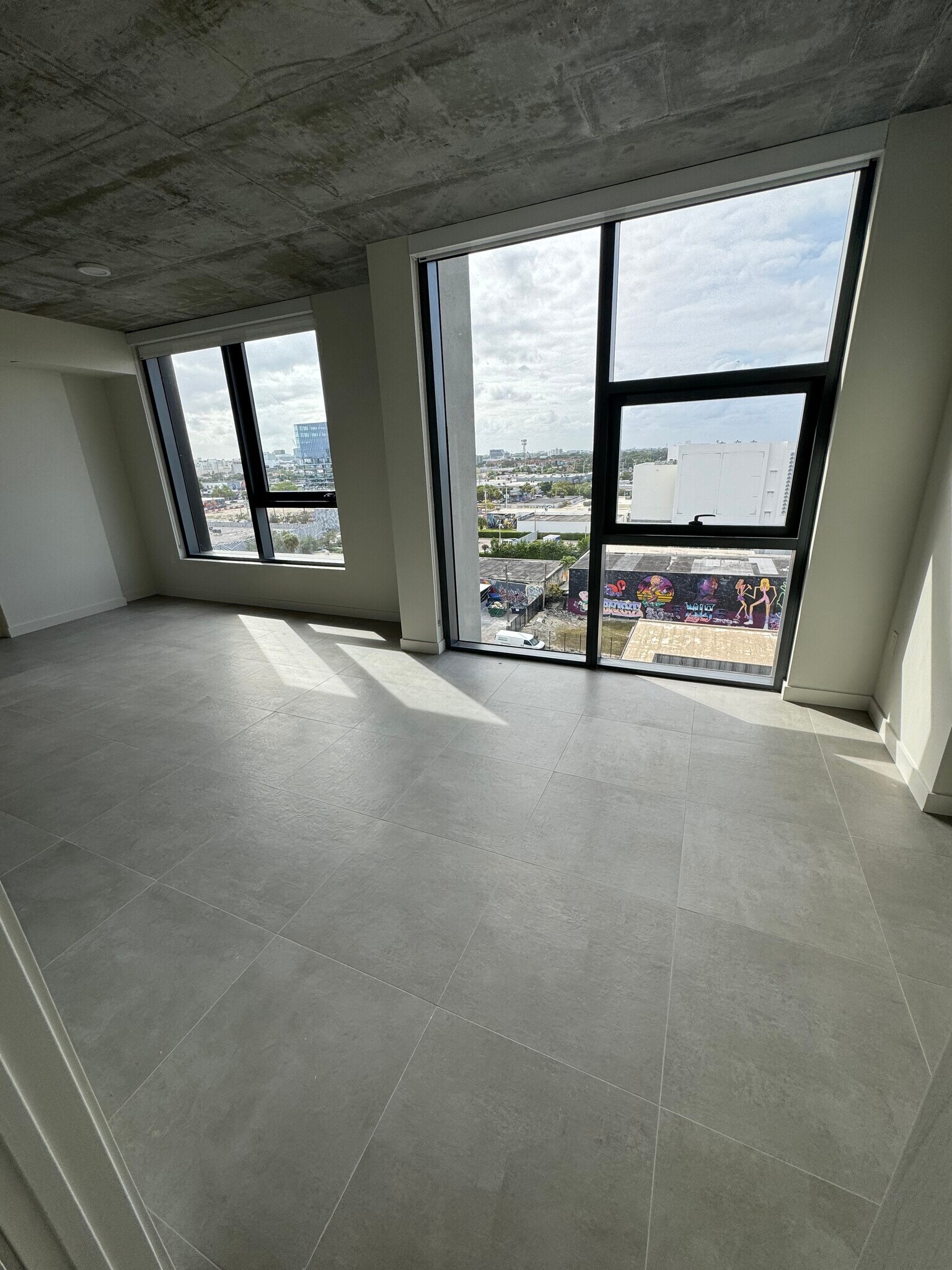 Building Photo - 267 NW 31st St