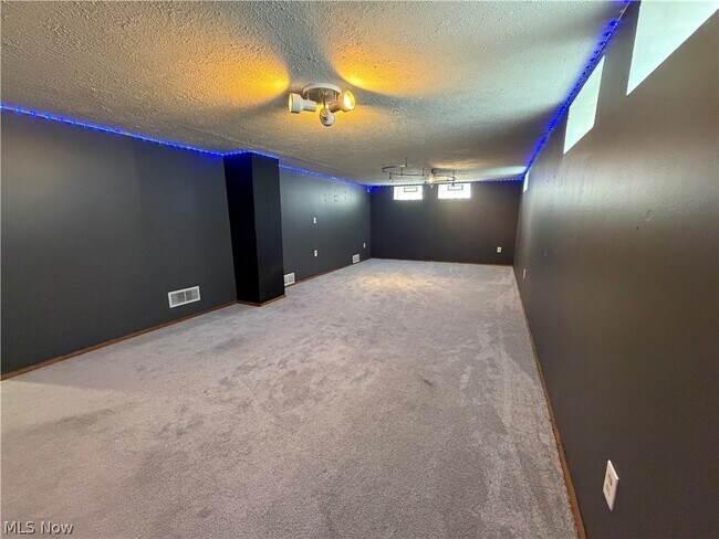 Building Photo - 14316 Parkman Blvd