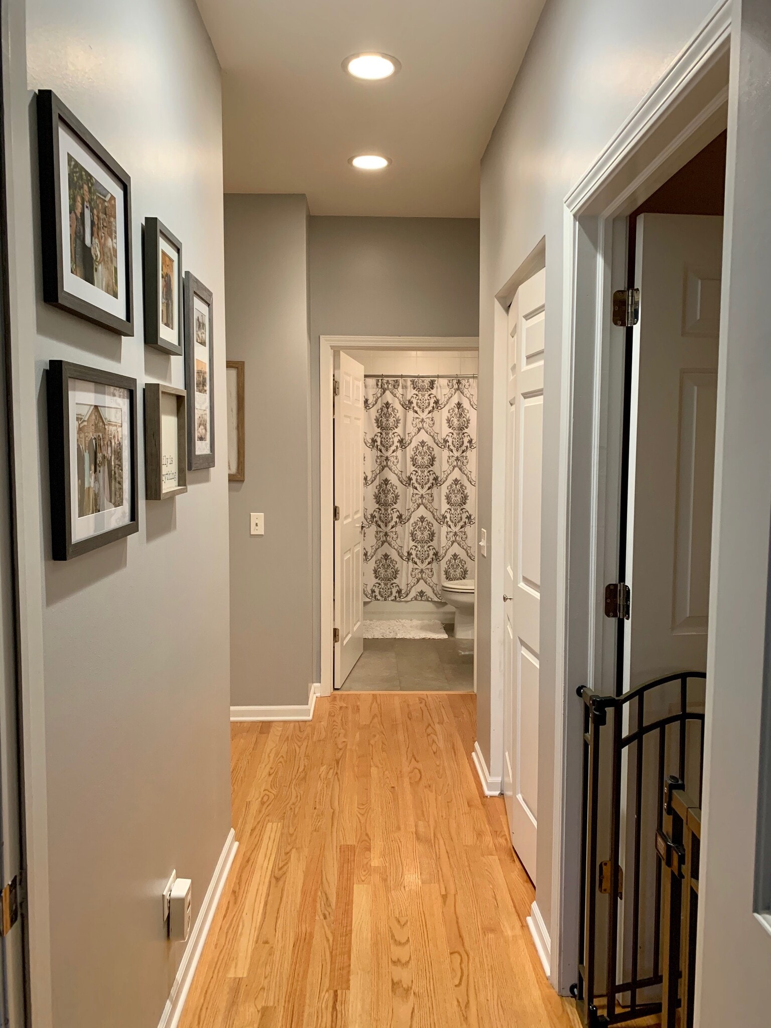 Hallway to Guest Bathroom - 2040 W Belmont Ave
