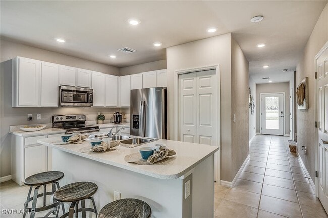 Building Photo - 15339 Wildflower Cir