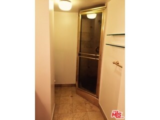 Building Photo - 137 S Palm Dr