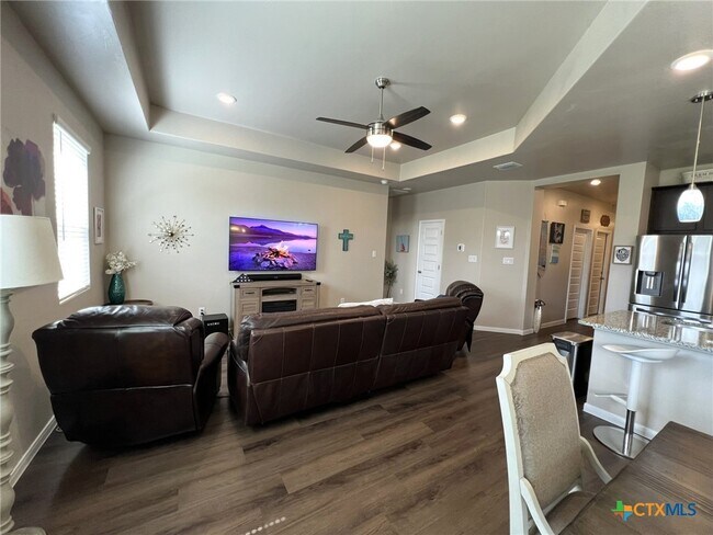 Building Photo - 3512 Donald Dr