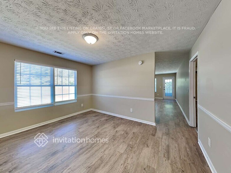 Building Photo - 5183 Tew Ln SW