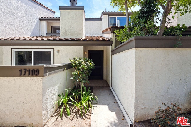 Building Photo - 17109 Palisades Cir