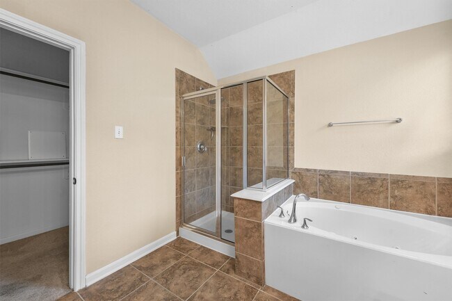 Building Photo - 22403 Pebble Falls Ln