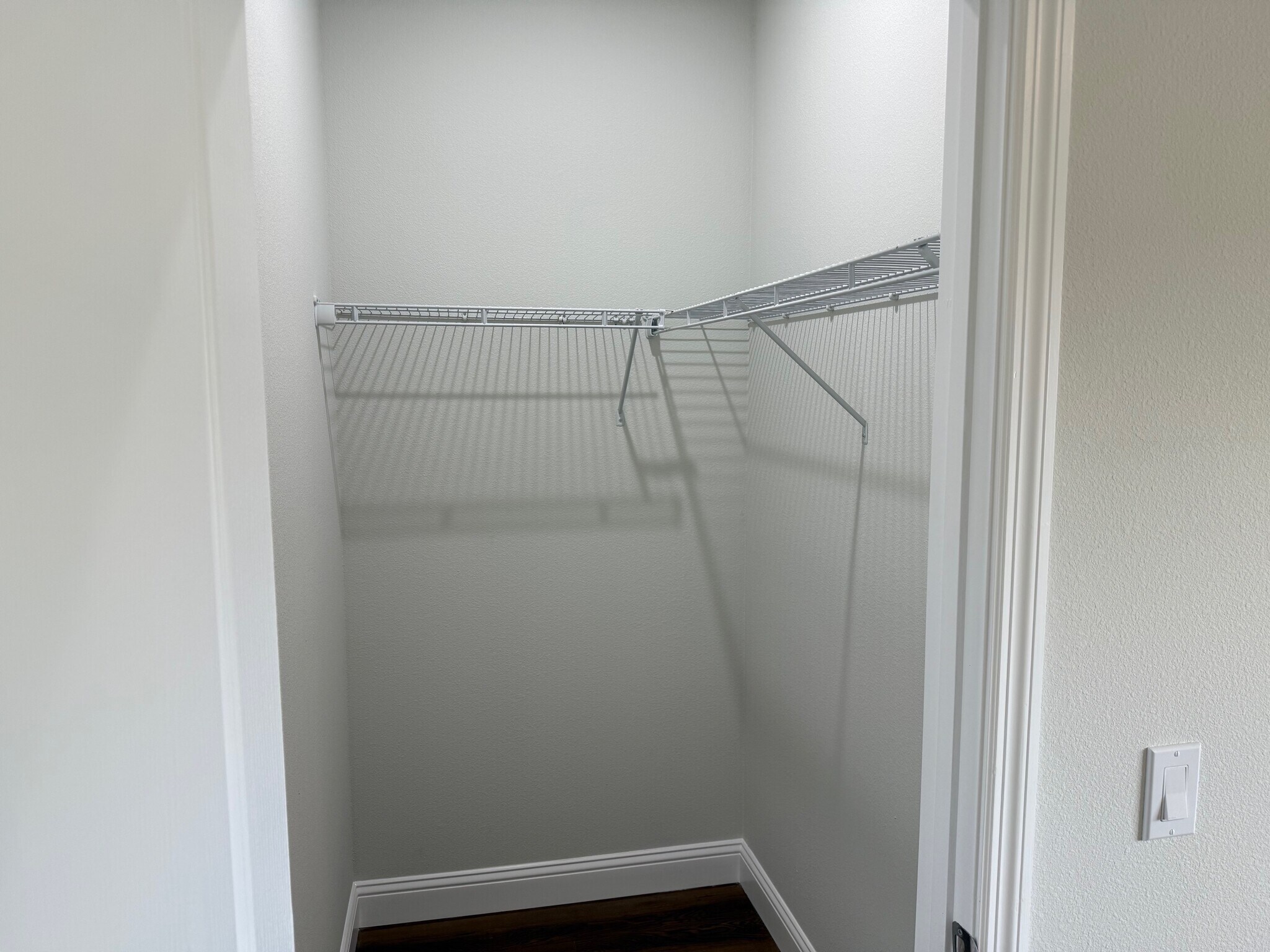 Building Photo - 9 Ullemay Ct