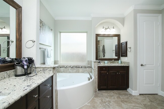 Building Photo - 13627 Tangle Branch Dr