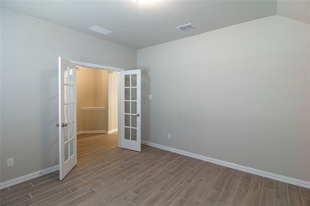 Building Photo - 3004 Teak Dr