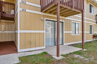 Building Photo - 1870 Agora Cir SE