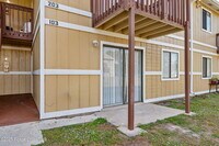 Building Photo - 1870 Agora Cir SE