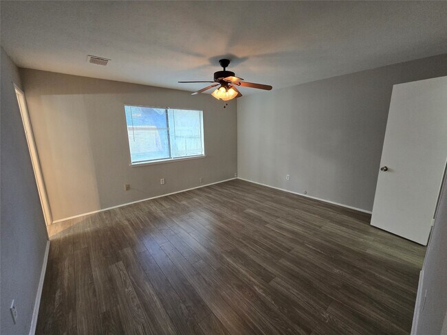 Building Photo - 4371 Kevinkay Dr