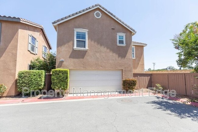 Building Photo - 1906 Flint Ct