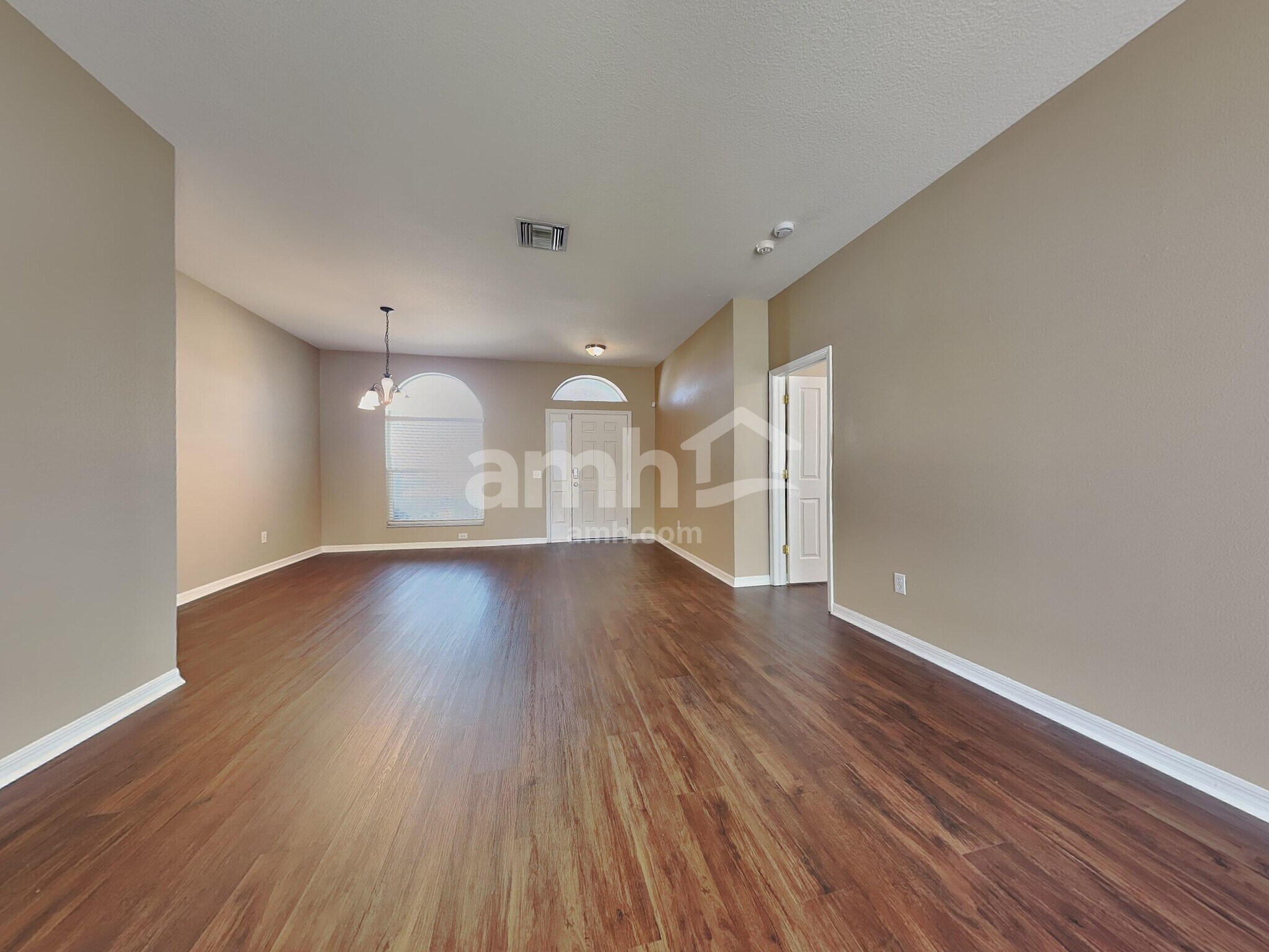 Building Photo - 1531 Kish Blvd